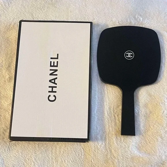 CHANEL CC Logo Black Hand Mirror - Picture 3 of 11